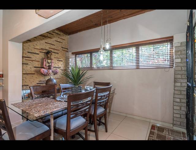 5 BEDROOM HOUSE FOR SALE IN RESERVOIR HILLS